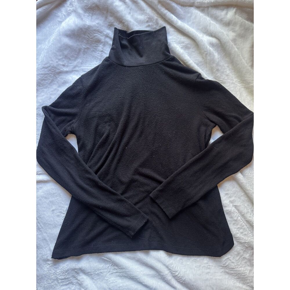 Alo Yoga Womens L Black Turtleneck Long Sleeve Top Soft Stretch Made USA